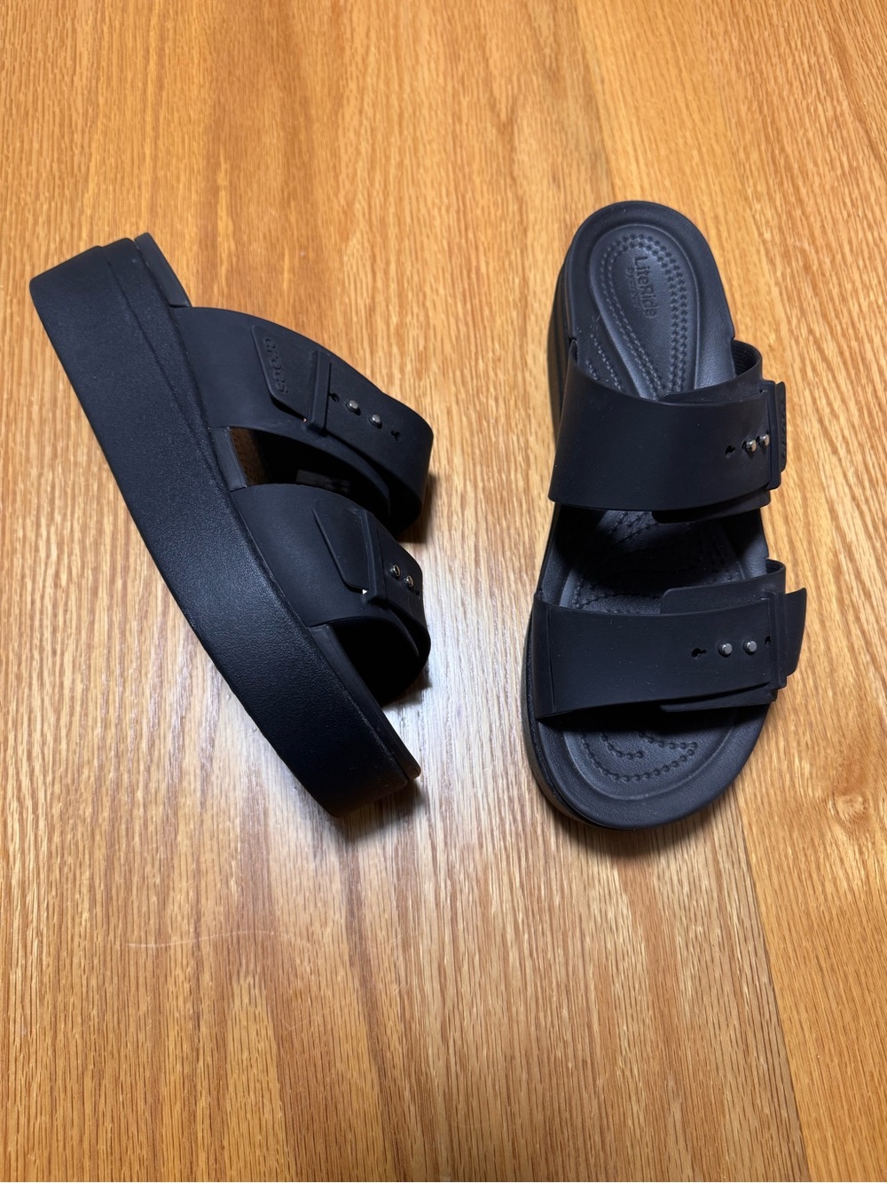 CROCS Women's Black Double-Band Platform Slides
